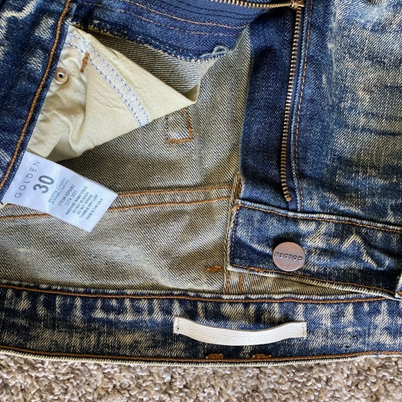 Golden Denim Jeans - Picture 5 of 6